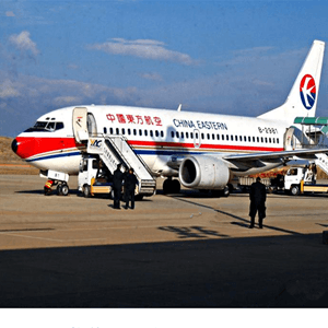 甘孜康定机场物流航空快运业稳步发展的原因是什么？